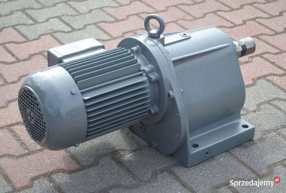 Motoreduktor 44kw 37obrmin Firmy Bauer Kargowa