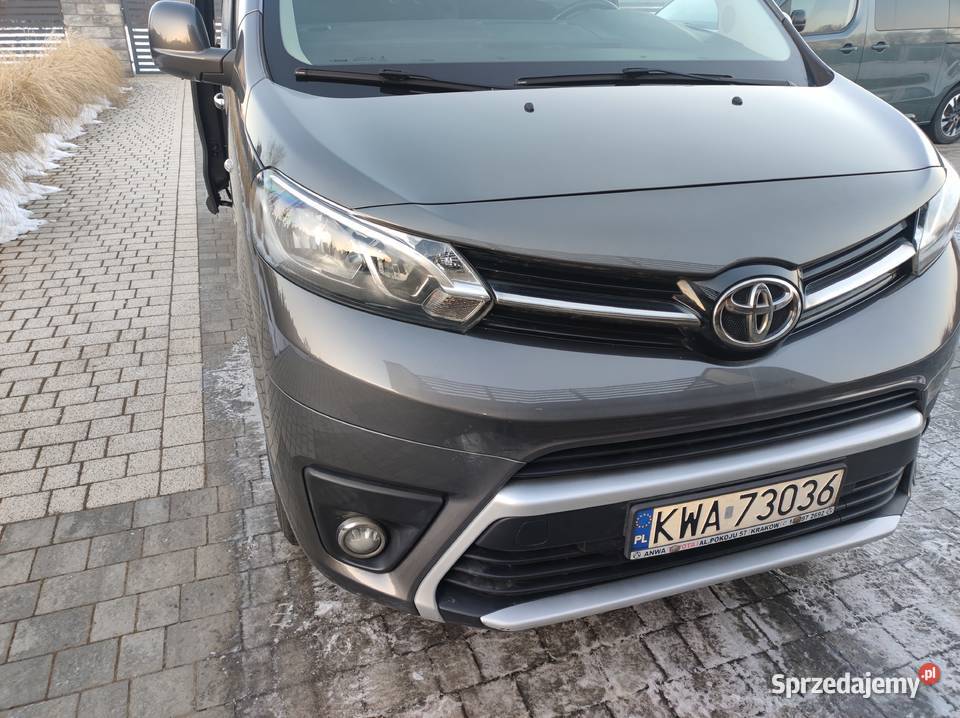 Toyota Proace verso 150000 2019r Medium Faktura Witanowice