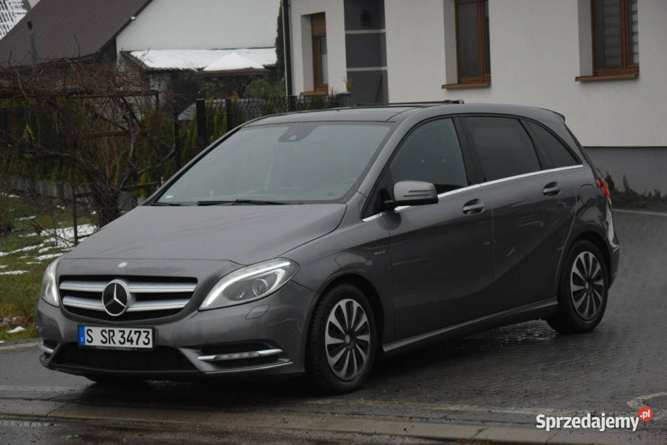 Mercedes B 200 16B Navi Panorama Dach PDC Led możliwa zamiana sprzedam