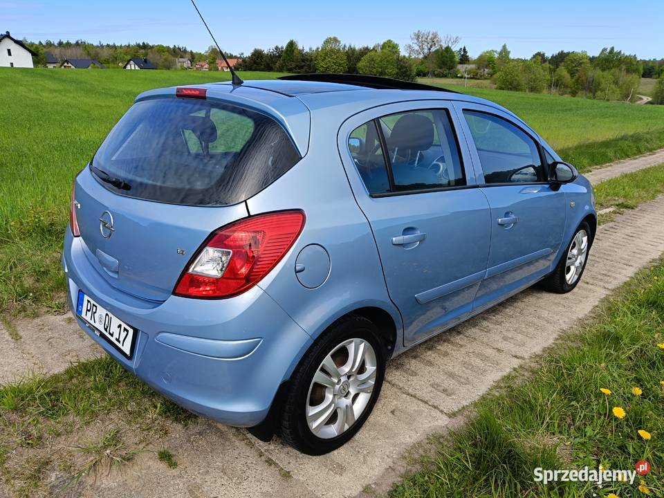 Opel Corsa D 2007 14 benzyna klima panorama Kartuzy