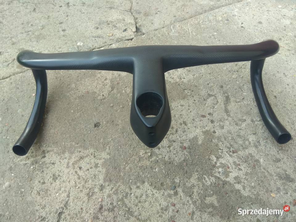 Kokpit kierownica zintegrowana carbon karbon łódzkie Koluszki