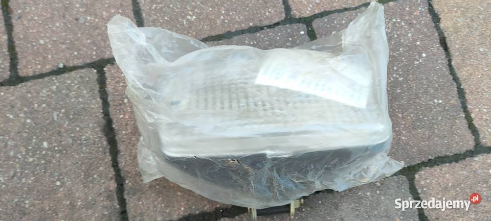 Maluch Fiat 126p Lampa NOWA TYLNA ORYGINALNA Wygiełzów