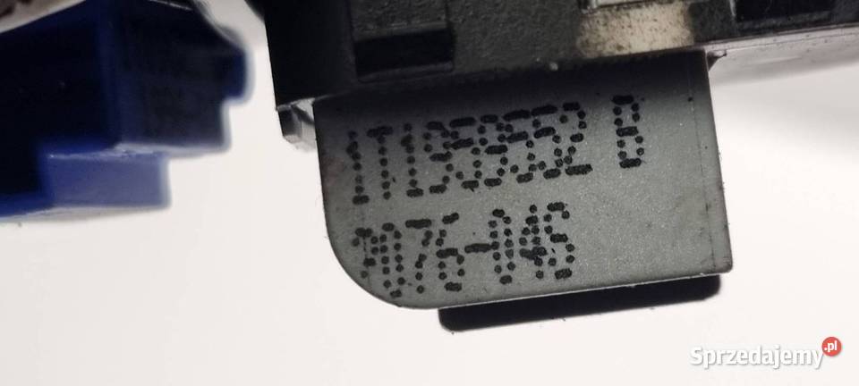 PRZYCISK VOLKSWAGEN TOURAN 1T1959552B osobowe Lipno