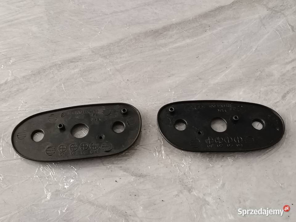 Podkładka gumowa lusterka pod lusterko lewe