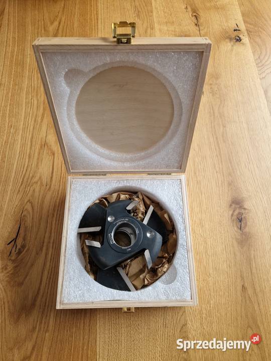 Zestaw frezów profilowanych nasadzanych do Wierzchowisko