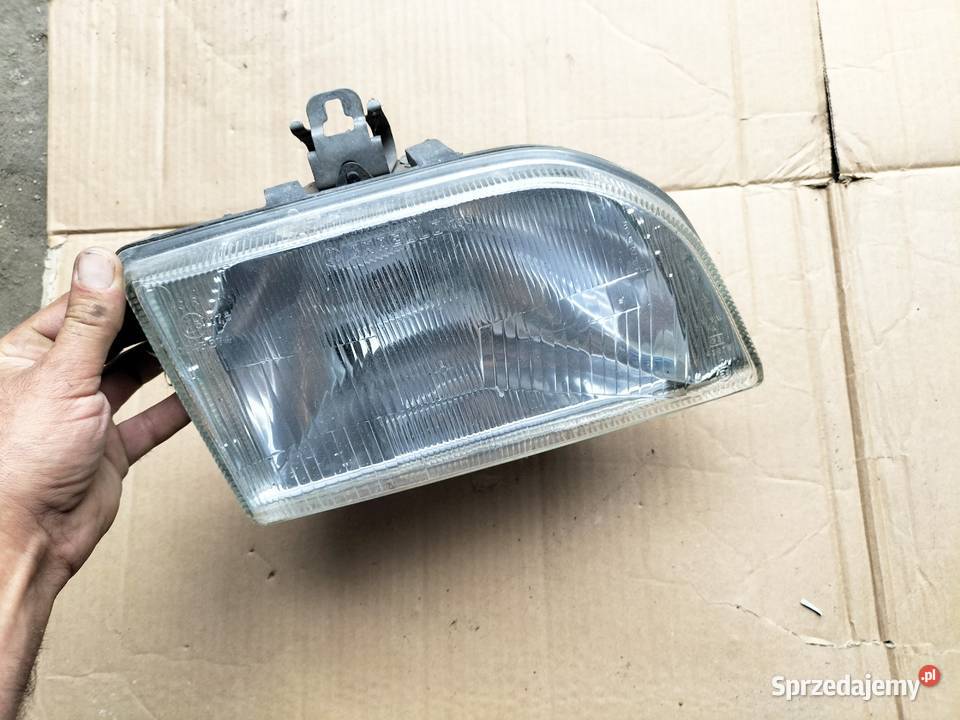 FIESTA MK3 LAMPA PRZÓD PRZEDNIA PRAWA Kamień-Kolonia