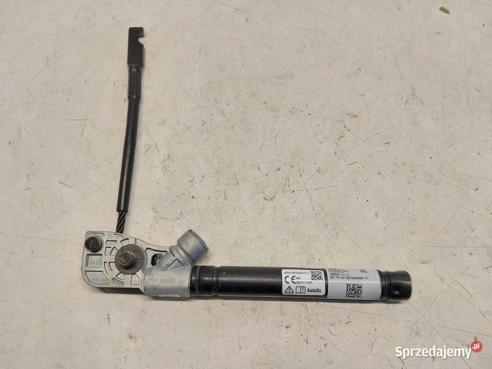 TESLA MODEL Y 2022r NAPINACZ PASA LEWY PRZÓD osobowe sprzedam