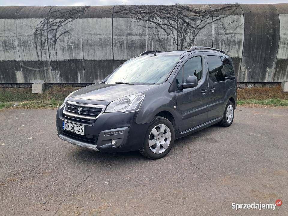 Peugeot Partner Tepee Outdoor 16 BlueHDI 120 przyciemniane szyby Wrocław sprzedam