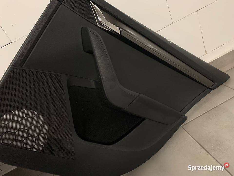 Boczki drzwi LED Ambient Light Skoda Octavia III tapicerki samochodowe Części samochodowe Szczecin
