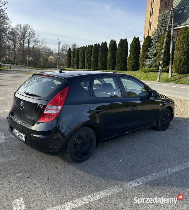Hyundai i30 14 gaz 2010r 1400cm3 Słotowa