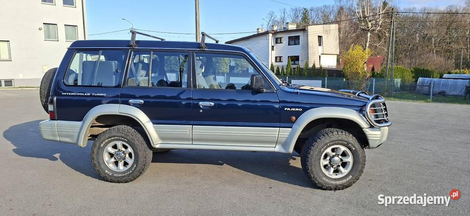 Mitsubishi Pajero 25 TD lift wyciągarka stan db hak Pajero Bielsko-Biała