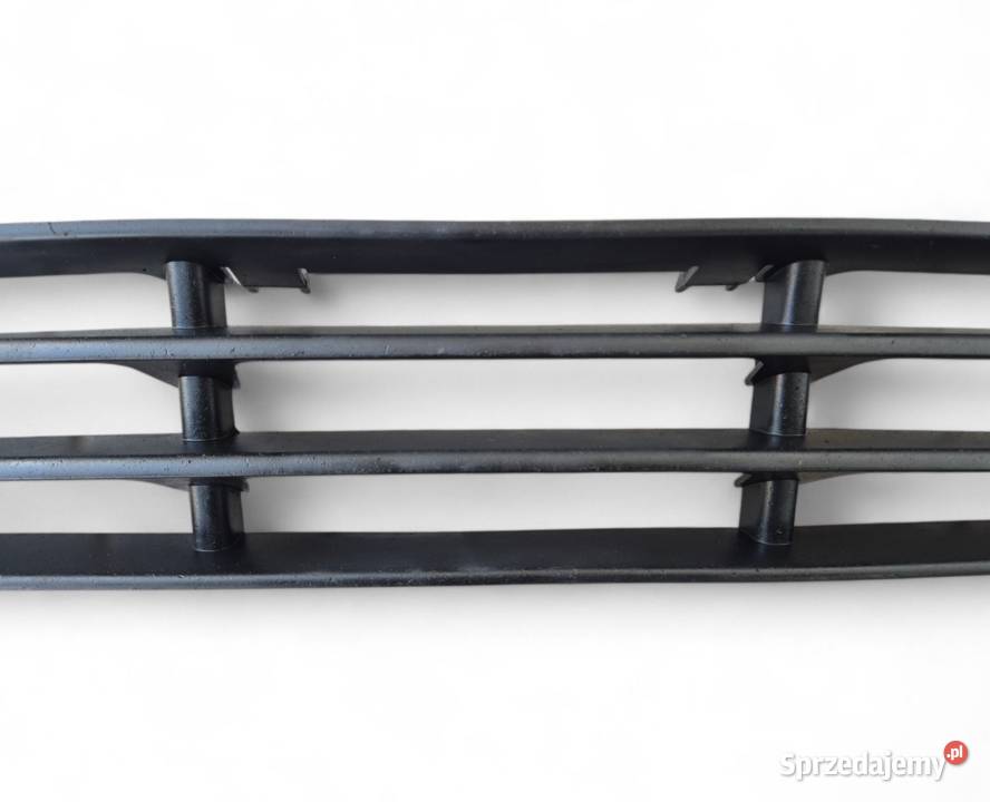 KRATKA ZDERZAKA PRZOD ŚRODKOWA VW BORA osobowe świętokrzyskie Działoszyce