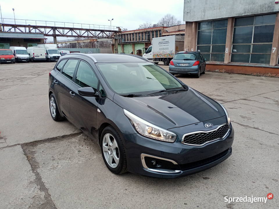 Kia ceed 1.4 benzyna nawigacja kamera cofania 2017 rok