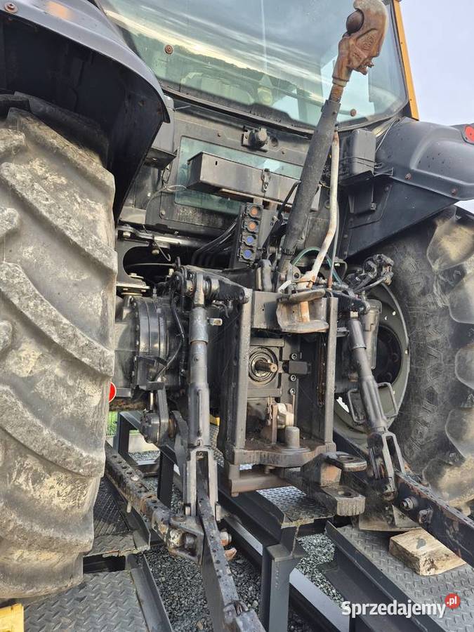 Valtra n 82 silnik SisuFendt z ładowaczem Turek