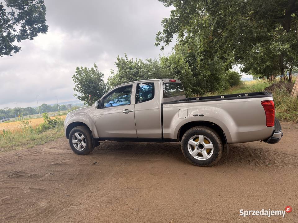 Isuzu D 25D Zamiana manualna pomorskie