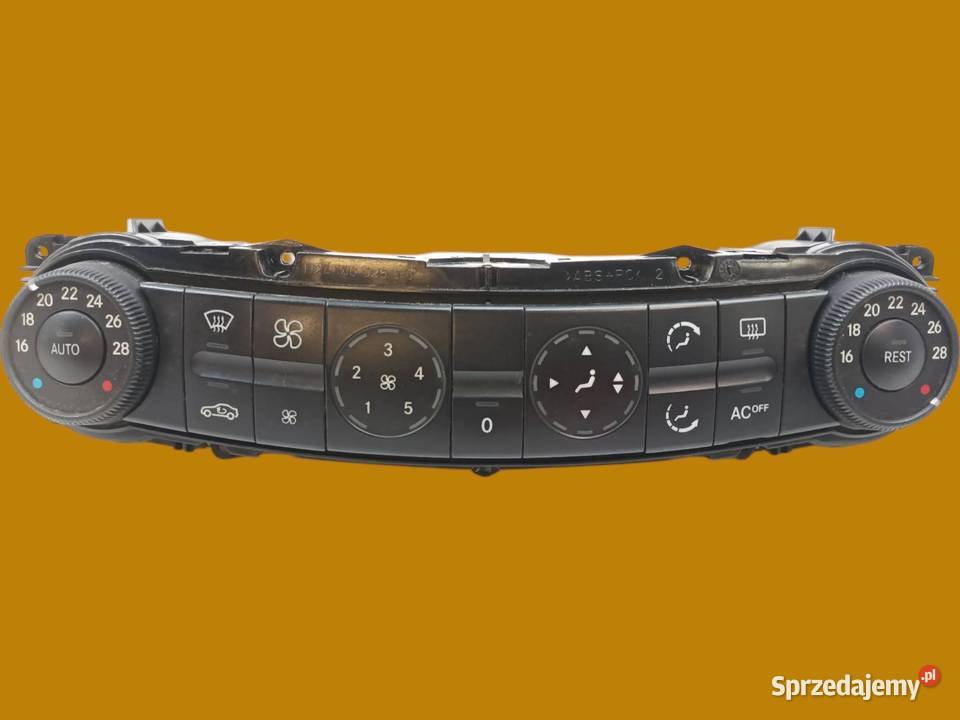 PANEL NAWIEWU 2118300085 MercedesBenz Eklasa III świętokrzyskie