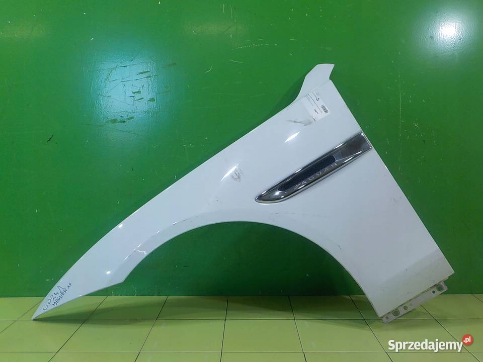 JAGUAR XE I 1519r SEDAN 4D blotnik lewy przod Suków sprzedam