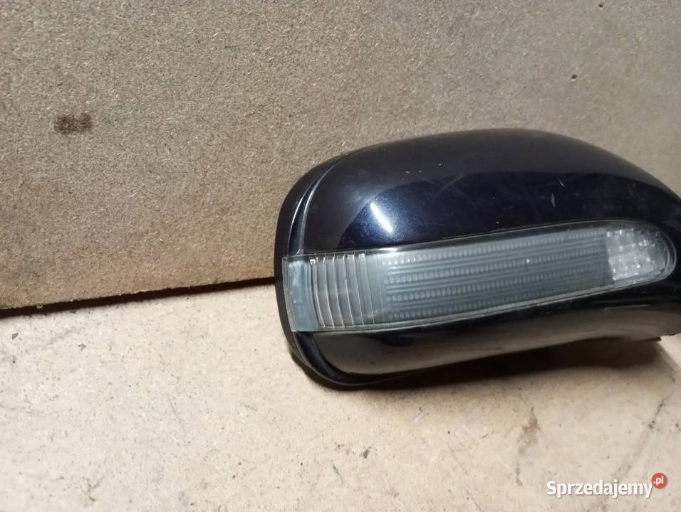 LUSTERKO PRAWE ELEKTRYCZNE MERCEDESBENZ SKLASA