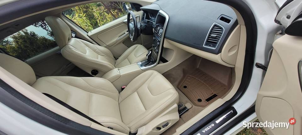 Volvo XC60 30 T6 4X4 z 2014 super do gazu benzyna