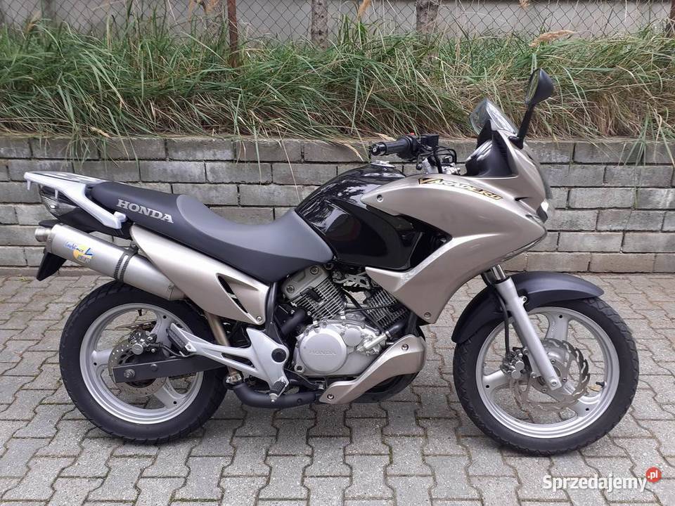Honda Varadero XL 125 z 2007 roku Perfekcyjny nieuszkodzony Honda Szczecin