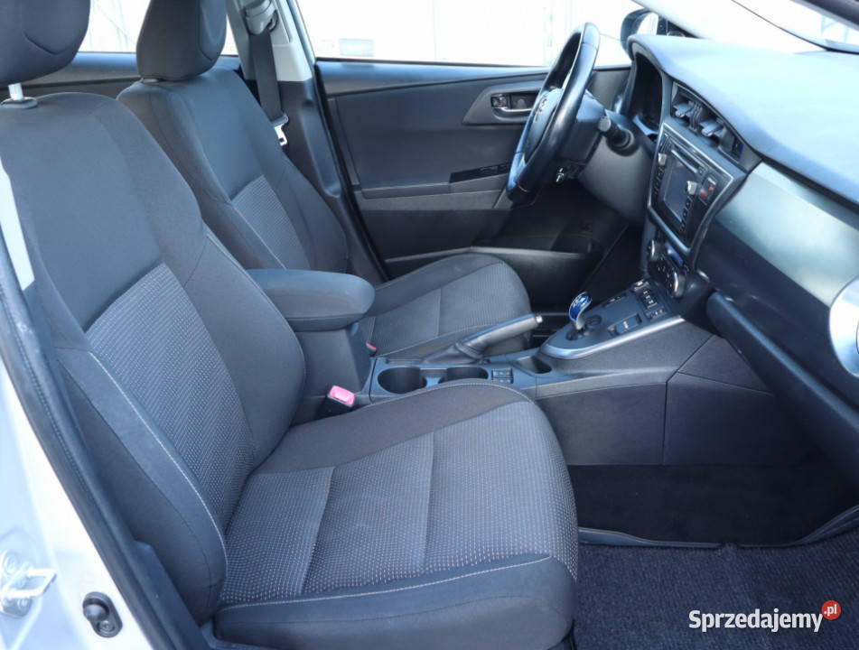 Toyota Auris Hybrid radio Auris Piaseczno