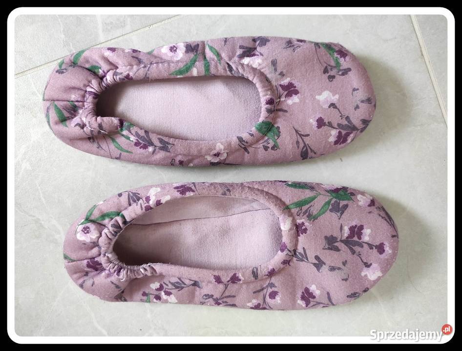 Kapcie damskie 37 bambosze wkładane 24 Płock
