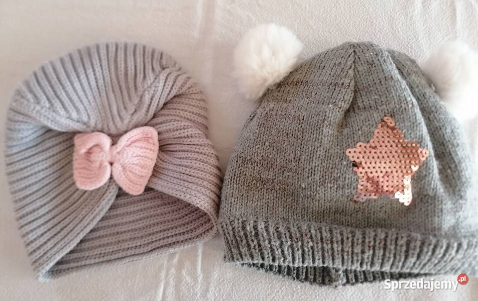 Czapeczka dziecięca jedna 68 druga 612 mcyKolor Łódź