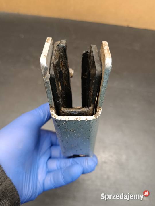 Prowadnica łańcucha dolna ślizg wahacz części Gołaczewy