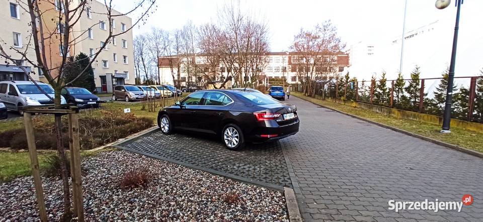 Niezawodna w stanie Superb 3 Rok produkcji 2017 Sowia Wola