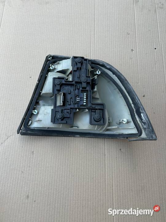 lampa tylna vectra b sedan yorka kujawsko-pomorskie Bydgoszcz sprzedam