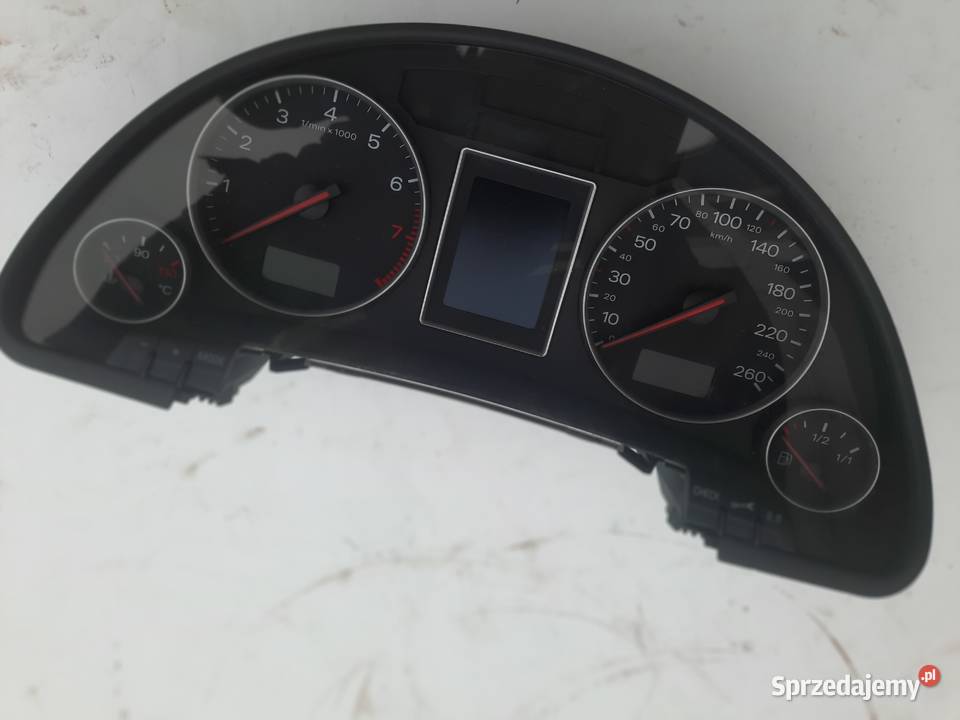 Licznik Audi A4 B6 8E0920900N stan 5 227000 Wyposażenie wnętrza