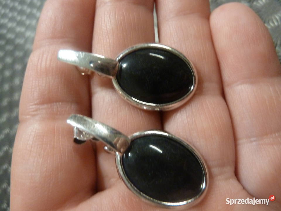 kolczyki srebrne z czarnym oczkiem Radom
