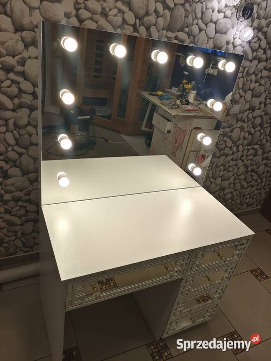 Toaletka z lustrem kosmetycznym Toaletki Nowy Sącz sprzedam