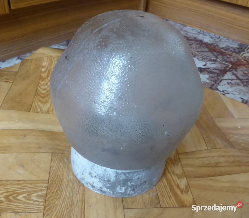 Stara lampa stożkowa WOS100W z czasów PRL
