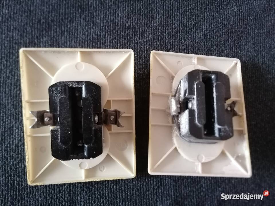 Gniazdko elektryczne podwójne podtynkowe Łódź