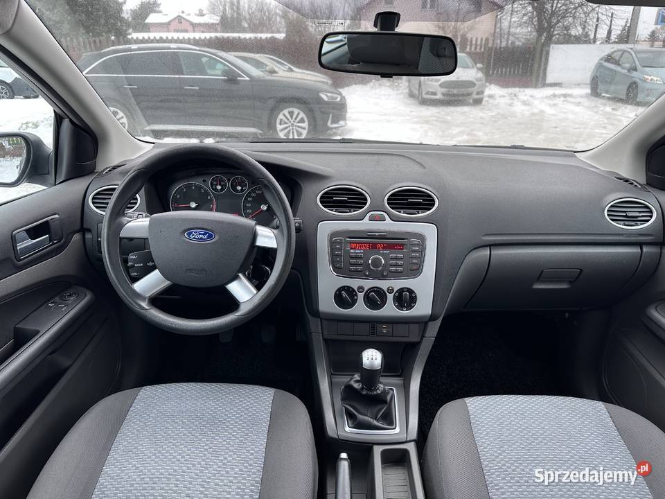 Ford Focus 16 benzyna 100Nowe sprzęgło centralny zamek Warszawa
