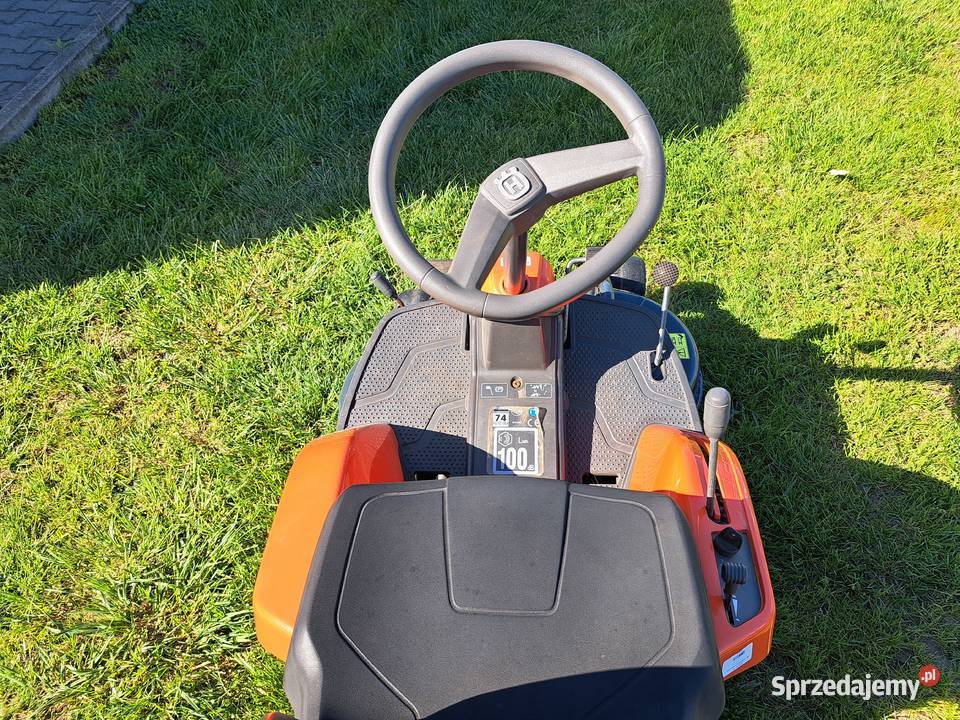 Kosiarka traktorek ogrodowy do trawy Husqvarna
