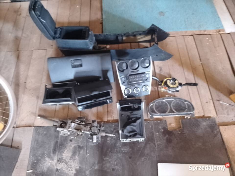 Mazda 6 lift 2007r GGGY Deski rozdzielcze, konsole Ciosaniec sprzedam