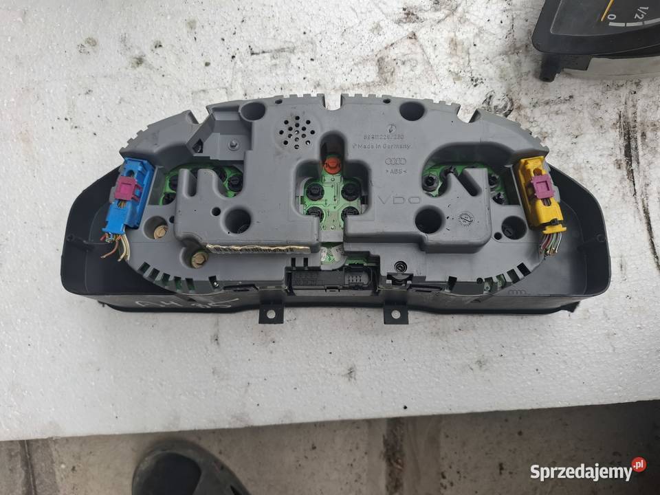 Licznk Zegar Audi A4 B5 8D0919033C Wisznice