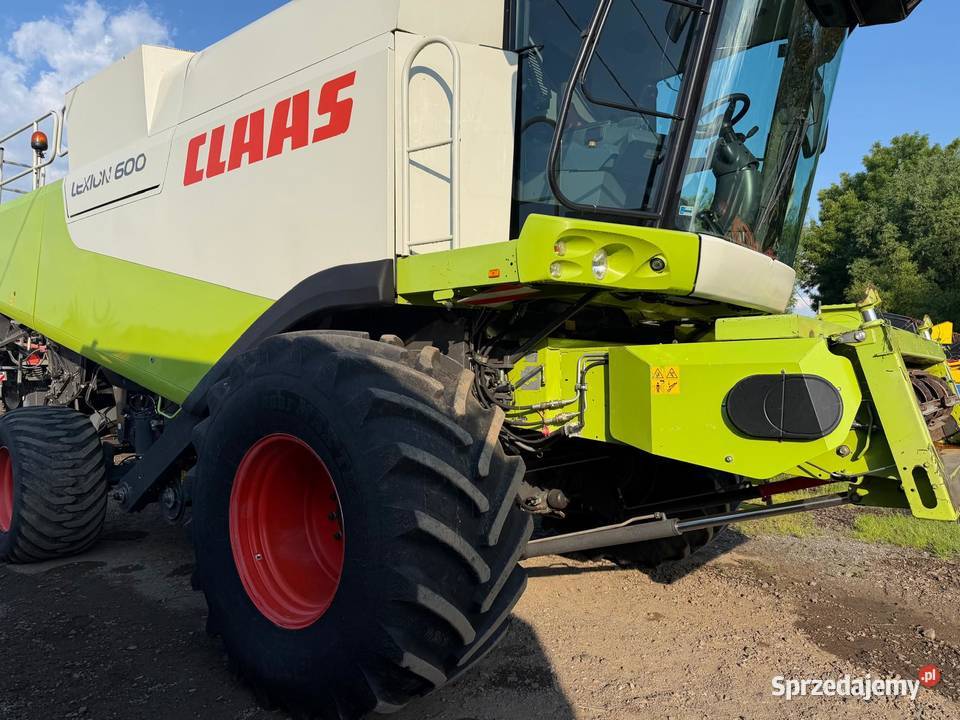Kombajn zbożowy Claas Lexion 600 2008 heder V900 Claas