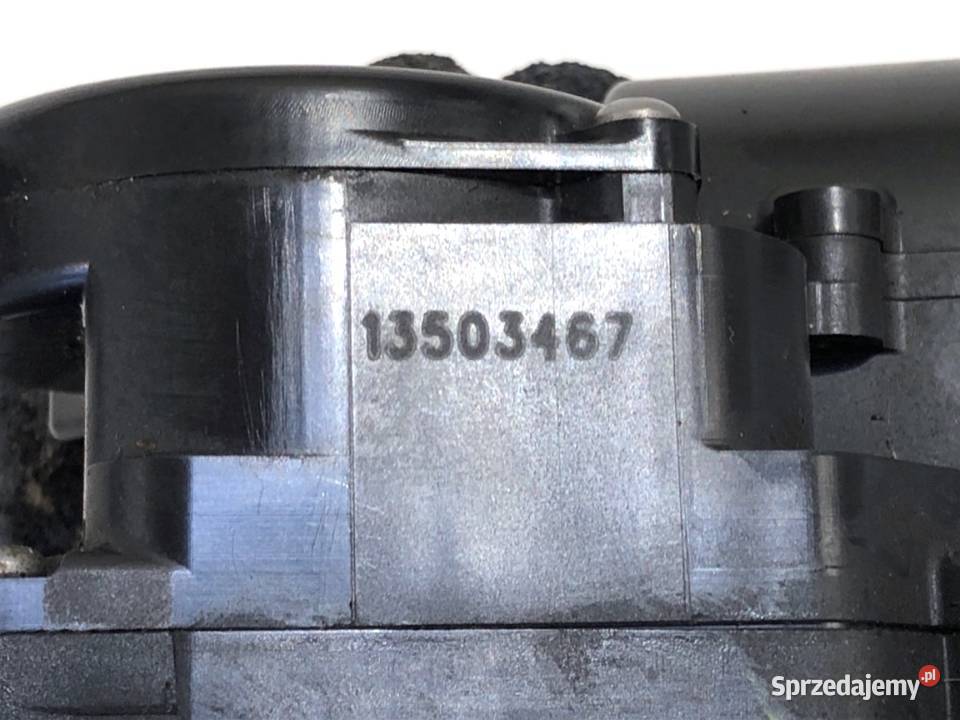 ZAMEK KLAPY TYŁ OPEL INSIGNIA A Kombi 13503467 podkarpackie