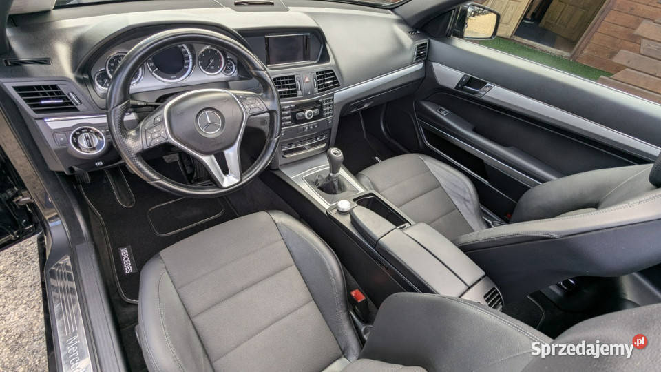 Mercedes E 220