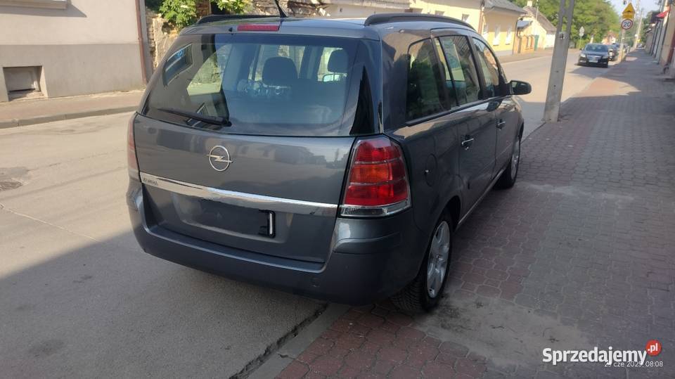Opel Zafira 16 benzyna ZADBANA Kielce