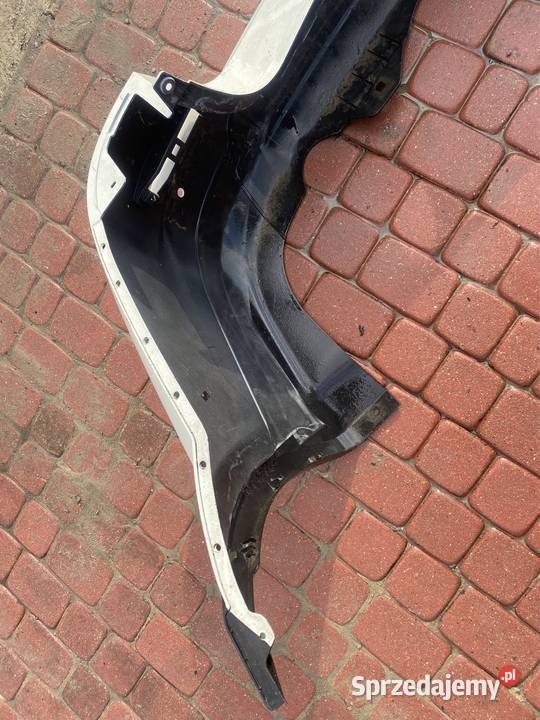 SsangYong 3 III zderzak tył tylny 1317 Zderzaki