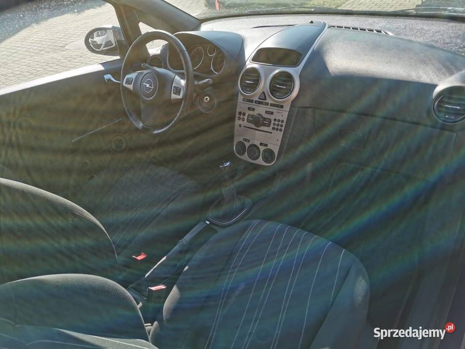 Opel Corsa klima podgrzewane fotele kierownica sprzedam
