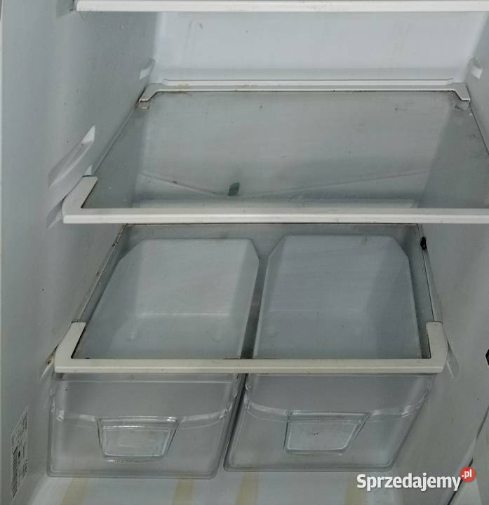LODÓWKA INDENSIT model BIAAA 10P Bytom