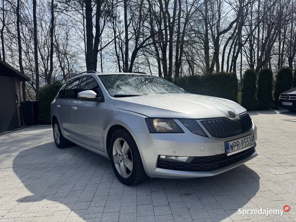 Skoda octavia 2017 polift 16 TDI manual relingi dachowe Radziechowy sprzedam