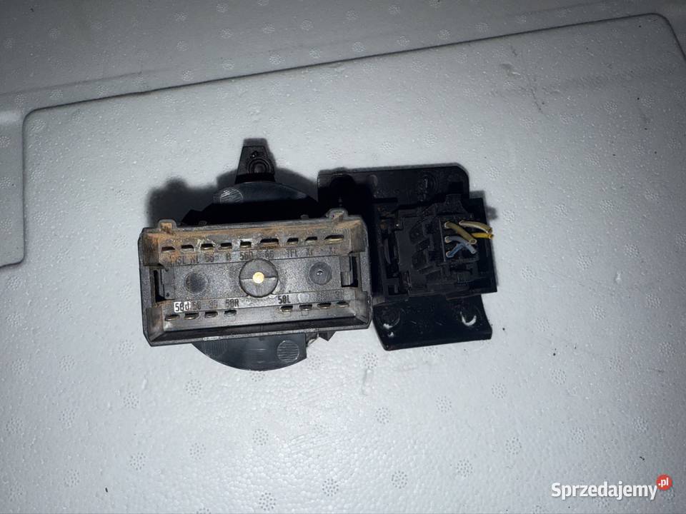 Przełącznik włącznik świateł VW Passat B5 osobowe Czujniki i sterowniki świateł