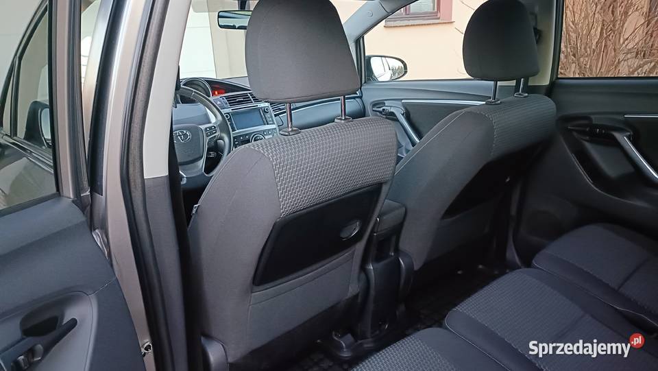 Toyota Verso 16 D4D 150 przebieg Zdzieszowice sprzedam
