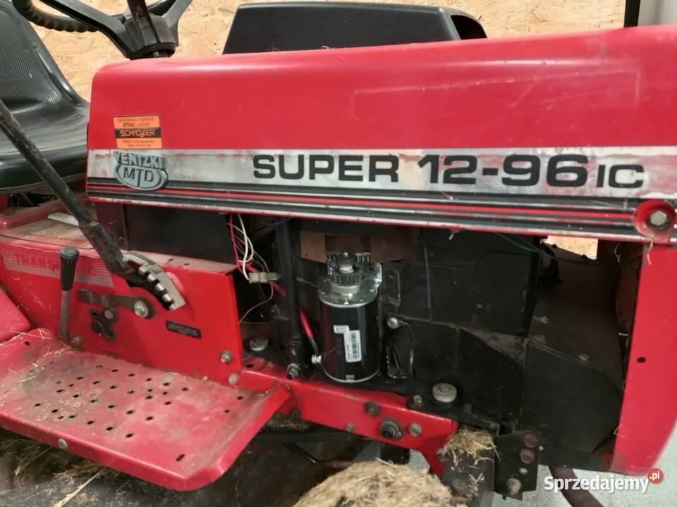 Traktorek kosiarka Ogrodowy z pługiem śnieżnym sprzedam